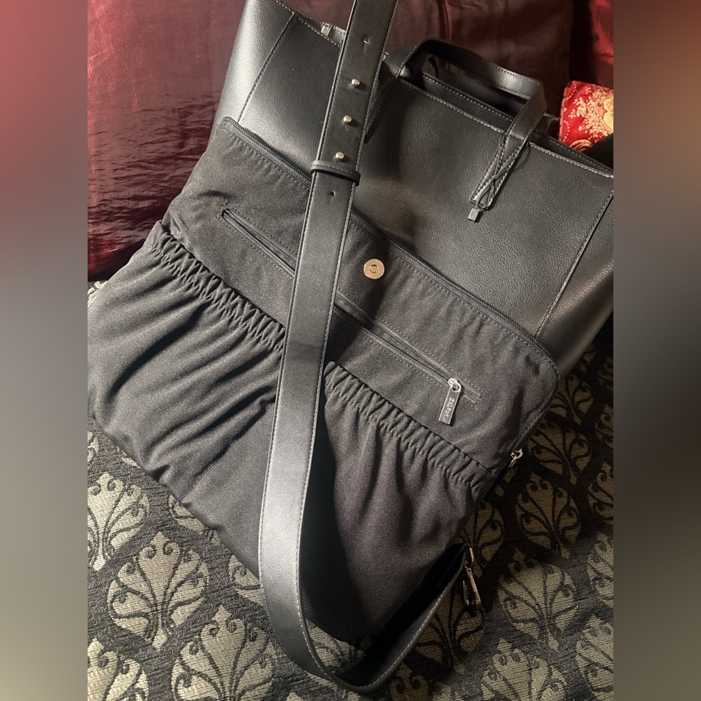 Black Calpak Laptop / Travel Tote - Picture 9 of 9